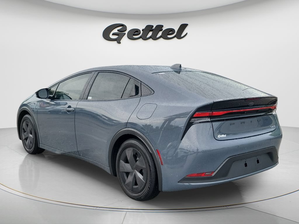 Certified 2024 Toyota Prius LE FWD image 7