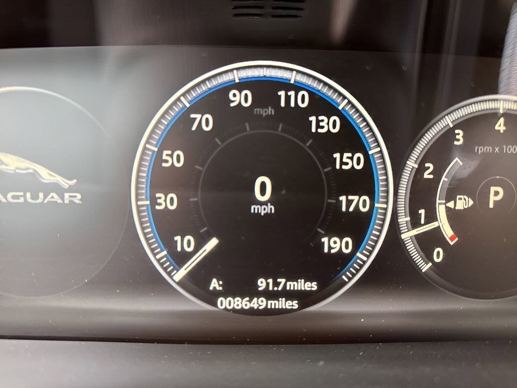 Used 2018 Jaguar F-PACE S image 27