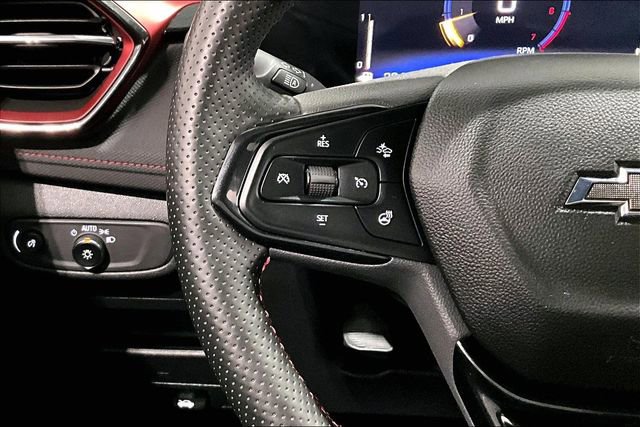 Used 2025 Chevrolet TrailBlazer RS w/ Convenience Package AWD/4WD image 11