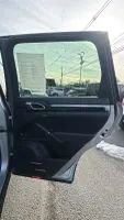 Used 2016 Porsche Cayenne AWD/4WD image 16