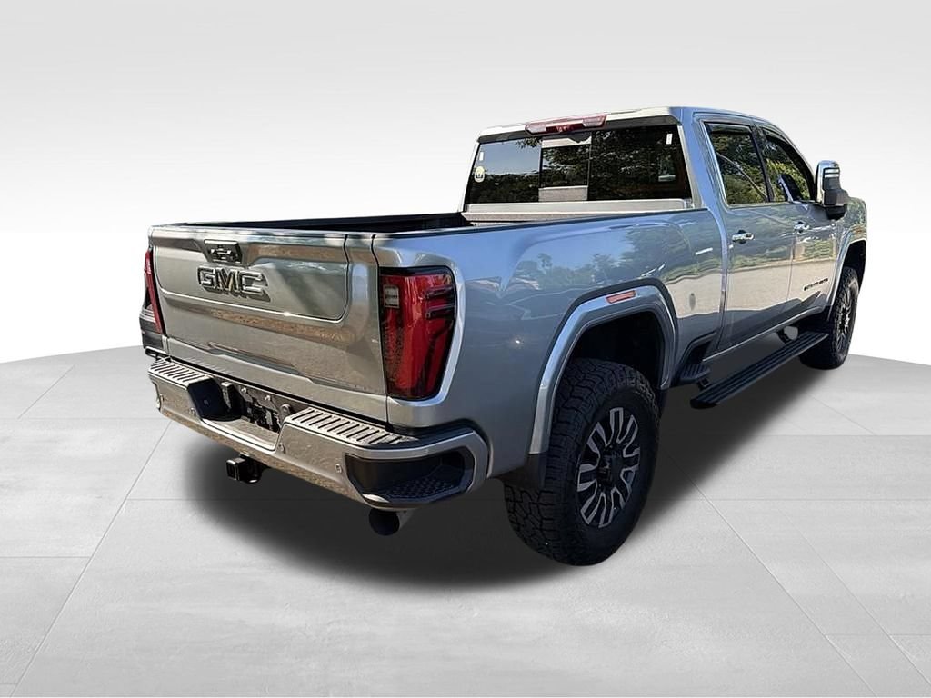 Used 2024 GMC Sierra 2500 Denali Ultimate AWD/4WD image 4