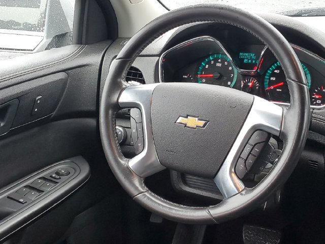 Used 2015 Chevrolet Traverse LT w/ Style and Technology Package FWD image 23