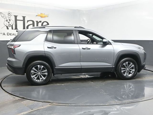 Used 2025 Chevrolet Equinox LT w/ Convenience Package II image 36