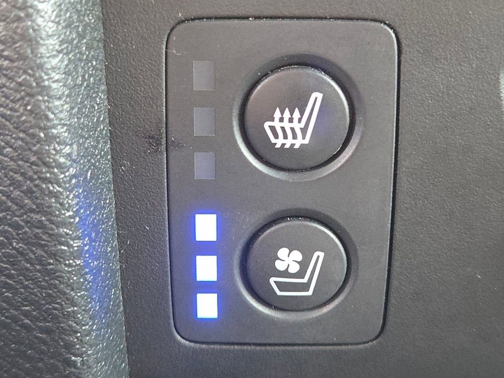 Used 2021 Honda Pilot Black Edition image 18