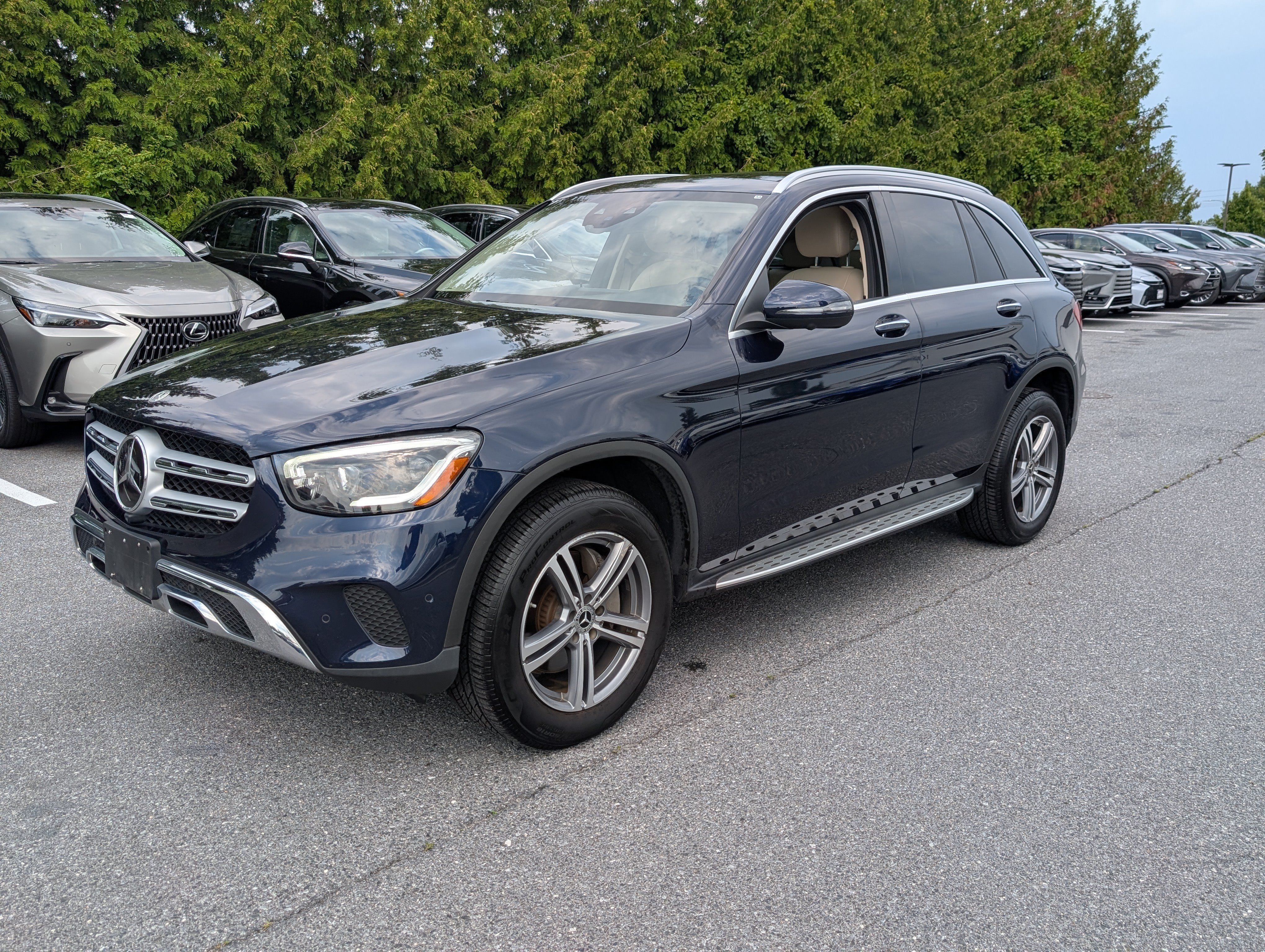 Used 2021 Mercedes-Benz GLC 300 4MATIC image 7