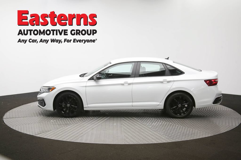 Used 2024 Volkswagen Jetta Sport FWD image 61