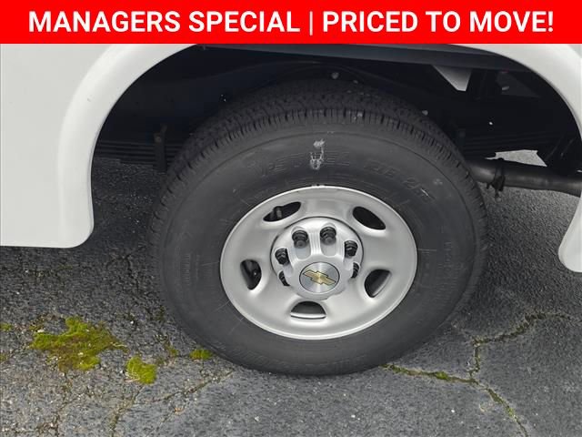 New 2025 Chevrolet Express 3500 w/ Power Convenience Package RWD image 20