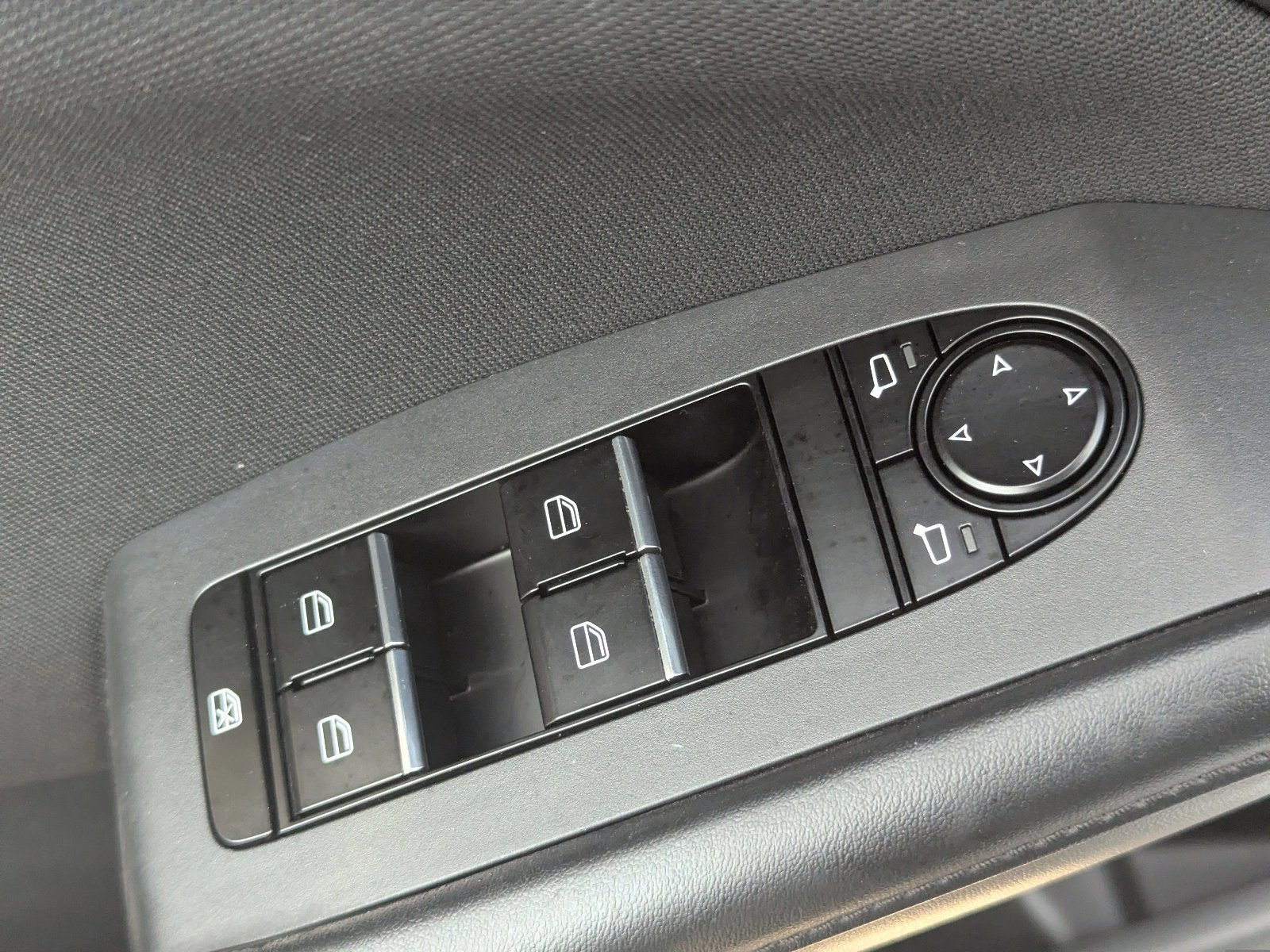 Used 2020 MAZDA MAZDA3 Sedan image 24