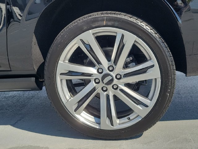 New 2026 Cadillac Escalade ESV Sport w/ Touring Package AWD/4WD image 14