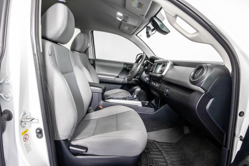 Used 2019 Toyota Tacoma SR5 image 9