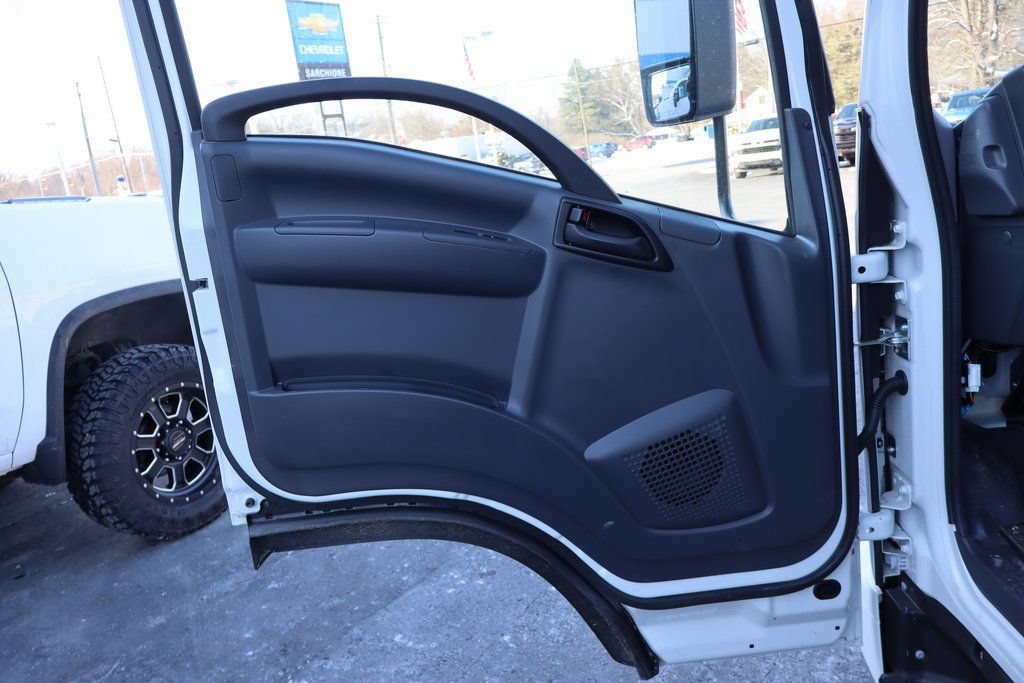 New 2025 Chevrolet Low Cab Forward RWD image 8