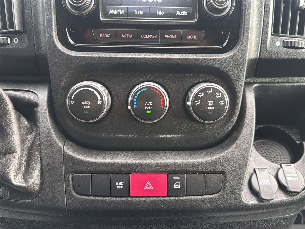 Used 2018 RAM ProMaster 2500 FWD image 22