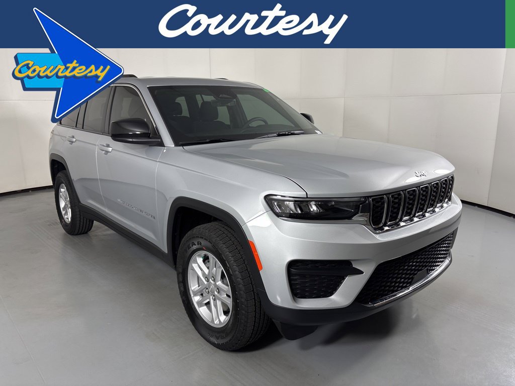 New 2025 Jeep Grand Cherokee Laredo w/ Trailer Tow Package