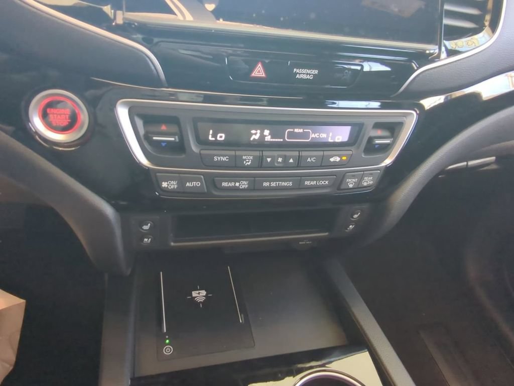 New 2026 Honda Ridgeline Black Edition image 15