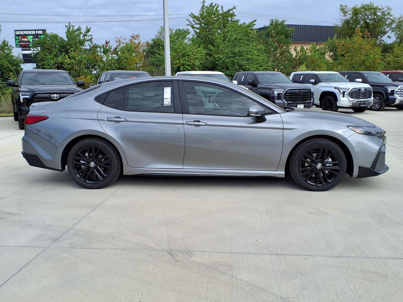 New 2026 Toyota Camry SE w/ Convenience Package FWD image 10