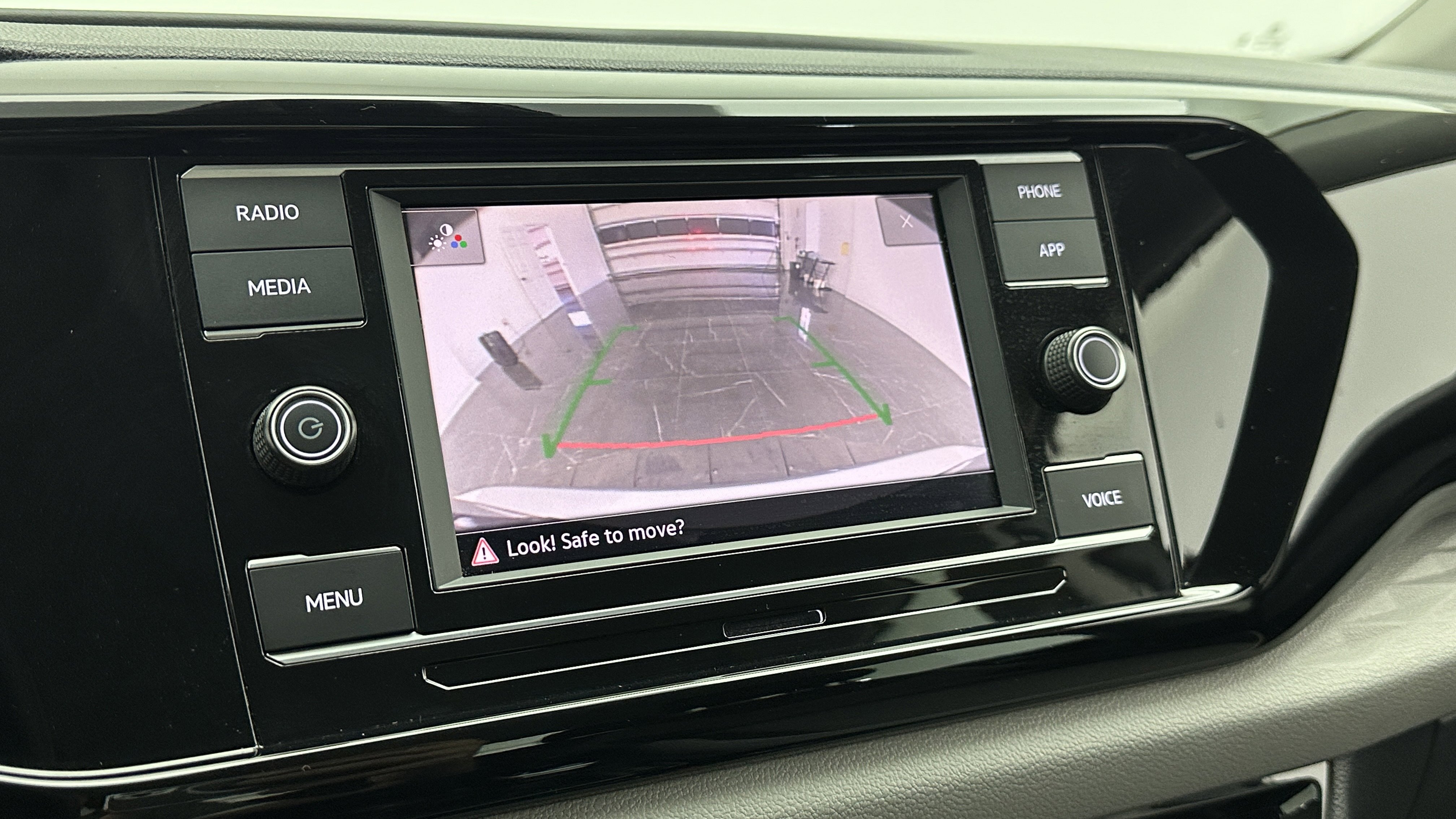 Used 2024 Volkswagen Taos S image 11