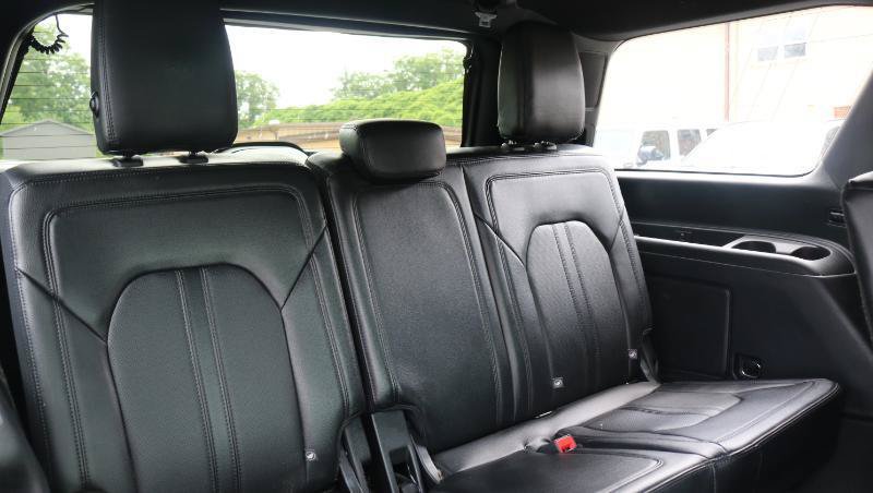 Used 2020 Ford Expedition Limited RWD image 18