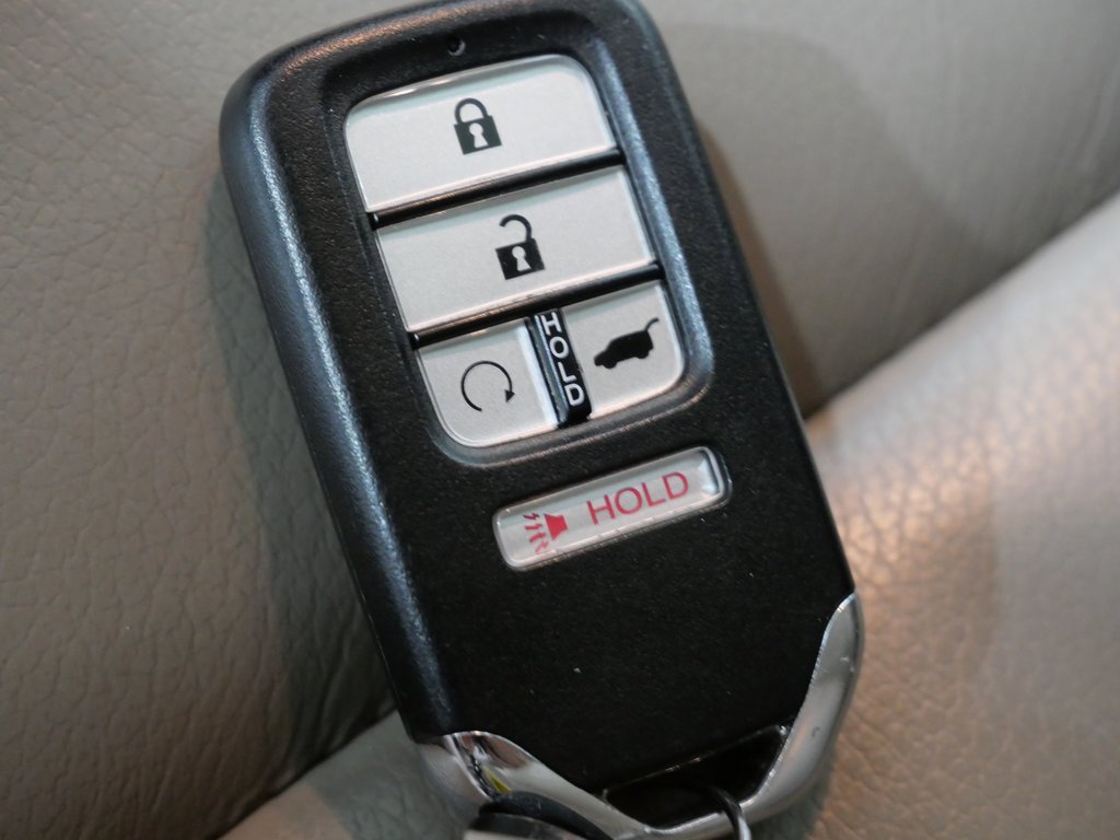 Used 2021 Honda Pilot Touring image 31