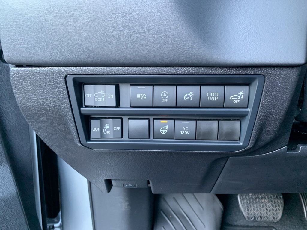 New 2026 Toyota Tundra Platinum image 28