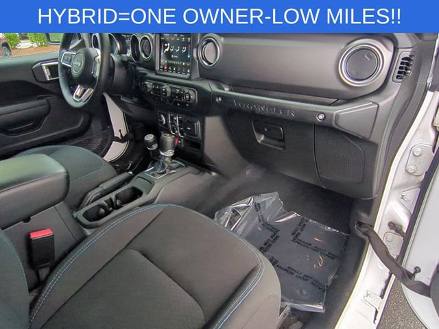Used 2023 Jeep Wrangler Unlimited Rubicon 4xe w/ Cold Weather Group AWD/4WD image 34