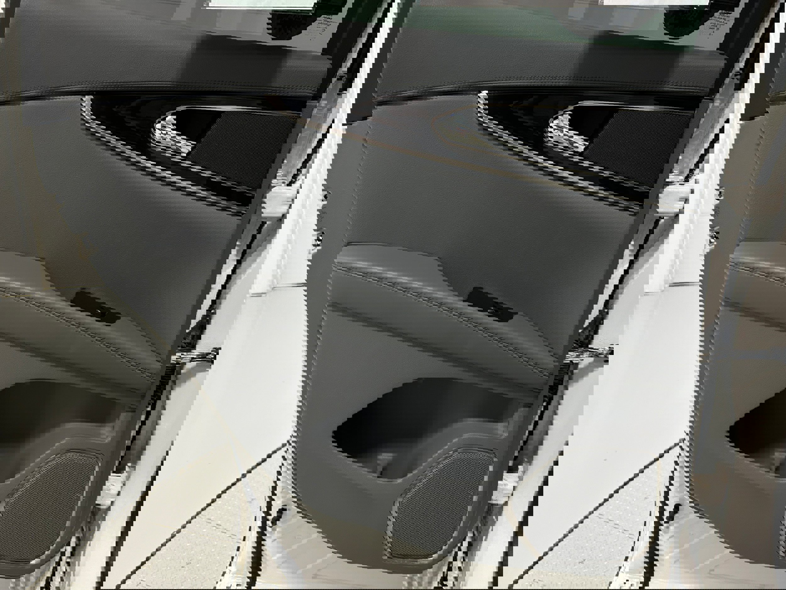 Used 2022 Lincoln Nautilus Reserve image 26