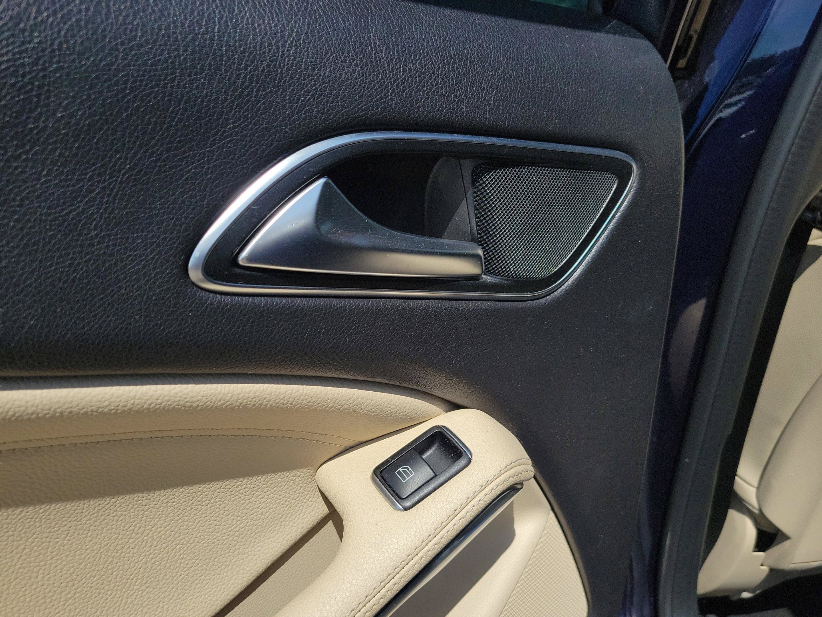 Used 2019 Mercedes-Benz GLA 250 image 8