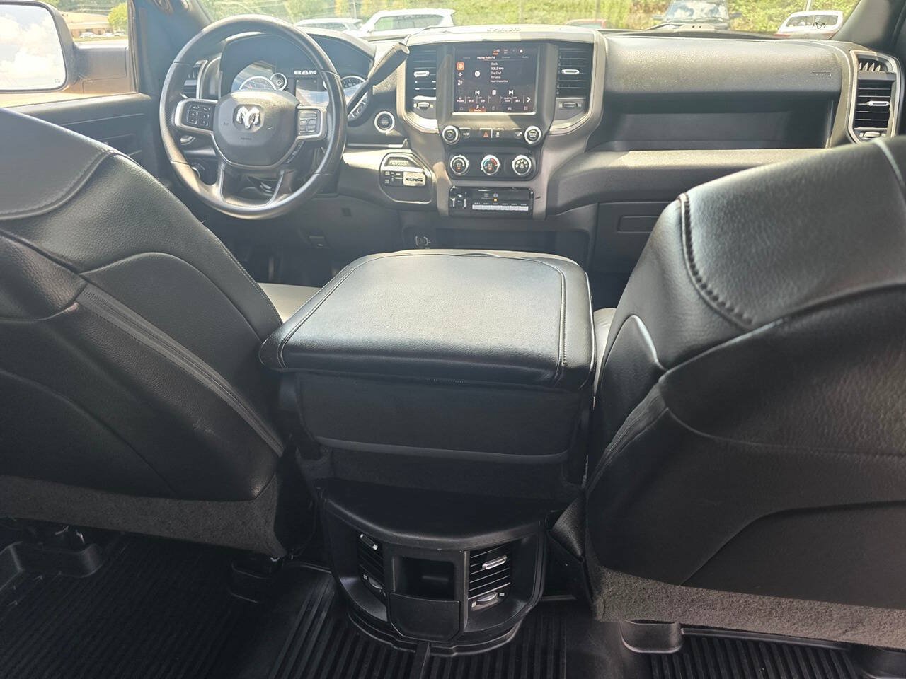 Used 2022 RAM 4500 Tradesman w/ Chrome Appearance Group AWD/4WD image 23