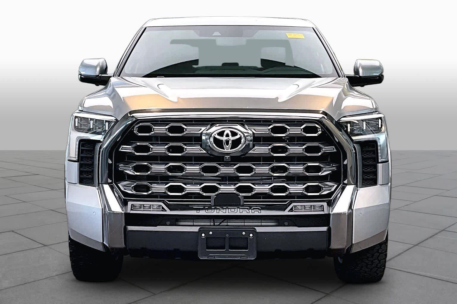 Used 2024 Toyota Tundra Platinum AWD/4WD image 4