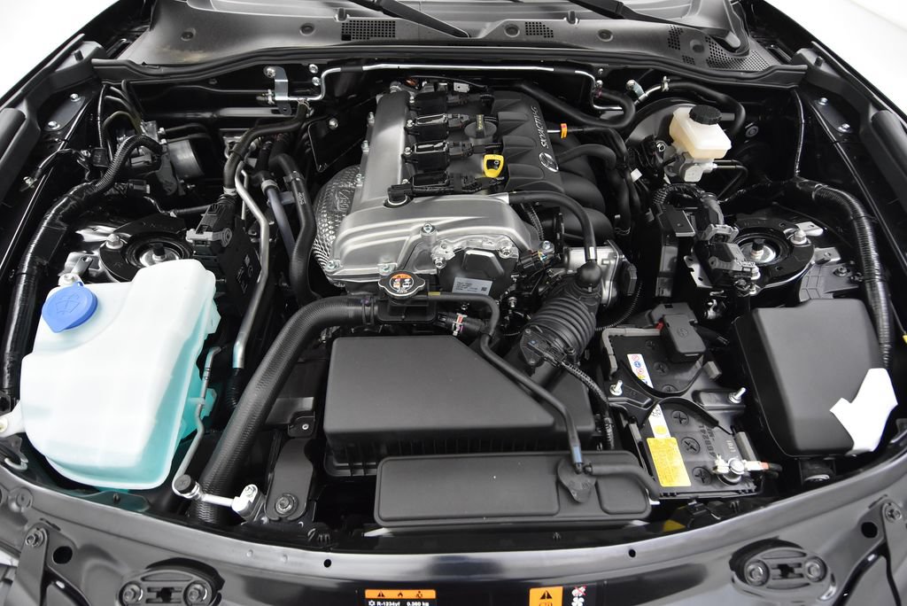 Certified 2025 MAZDA MX-5 Miata Grand Touring RWD image 36