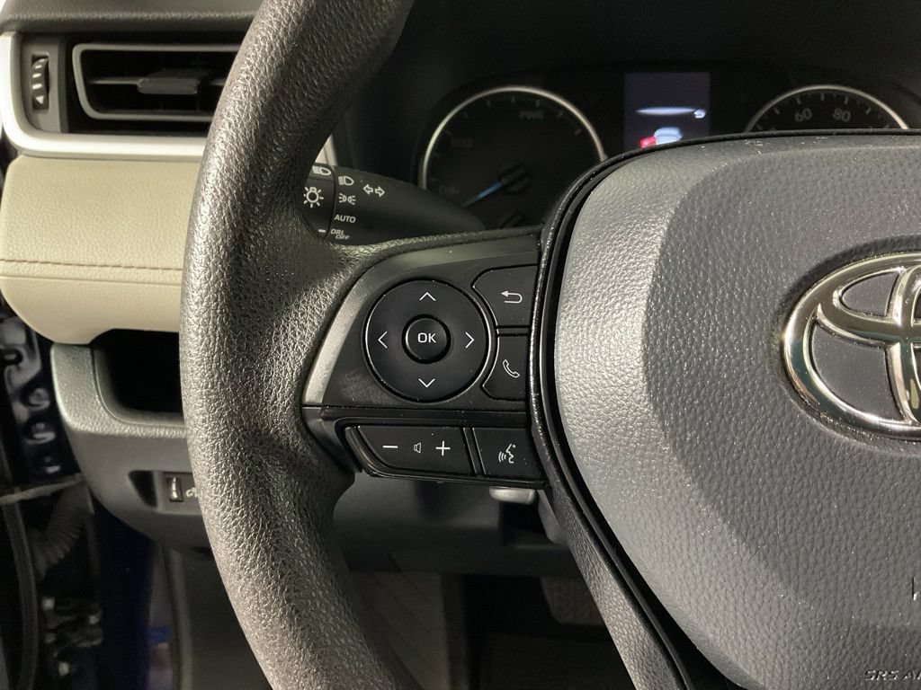 Used 2022 Toyota RAV4 XLE AWD/4WD image 26