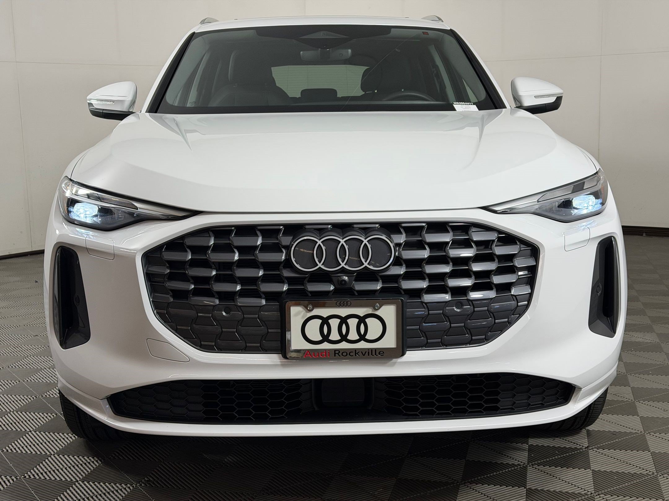 Certified 2025 Audi Q5 Premium w/ Convenience Package AWD/4WD image 6