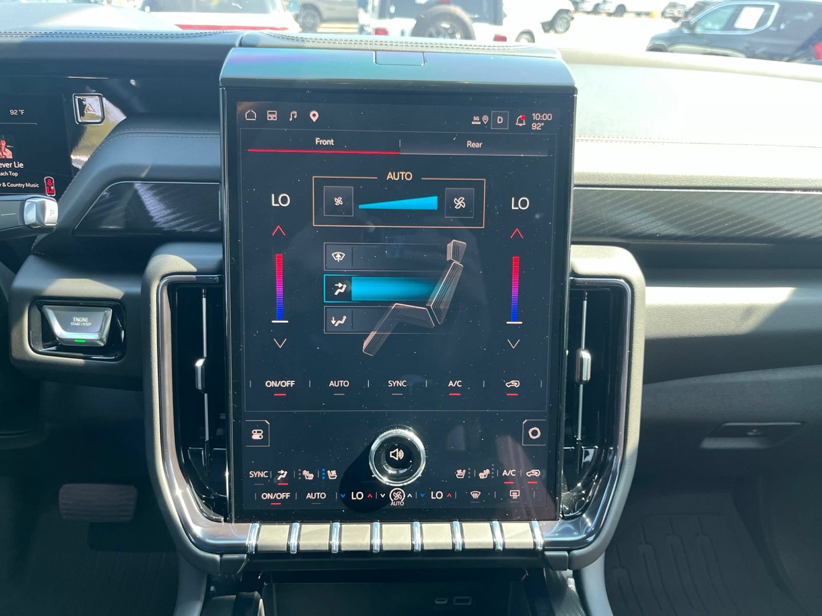Used 2026 GMC Yukon XL AT4 AWD/4WD image 10