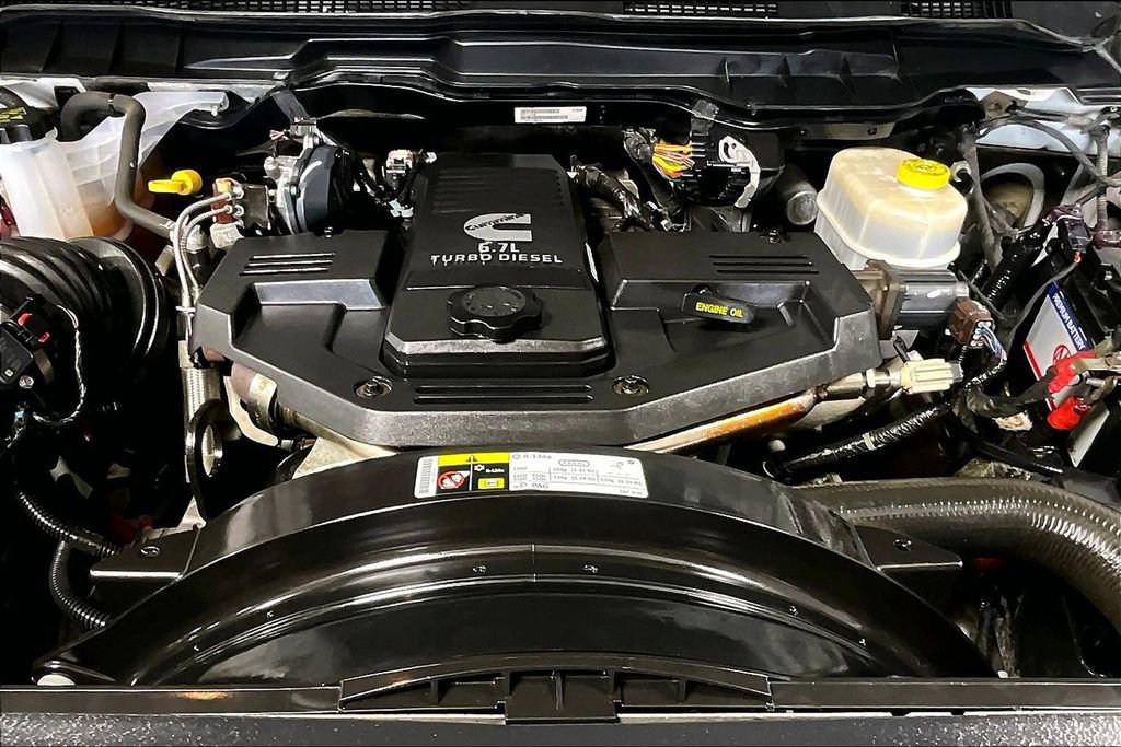 Used 2017 RAM 2500 Laramie w/ Sport Appearance Group image 9