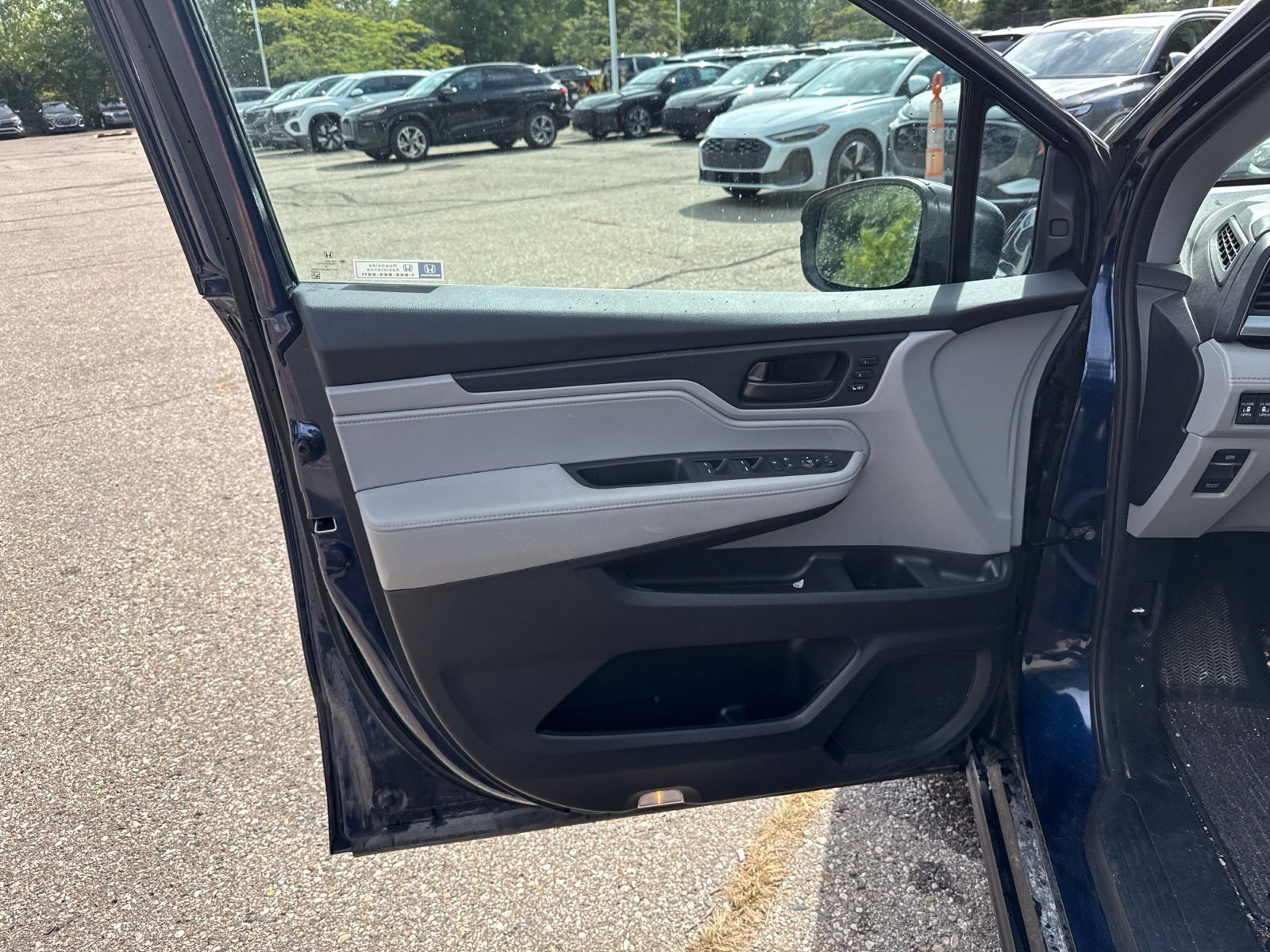 Used 2024 Honda Odyssey EX-L image 21
