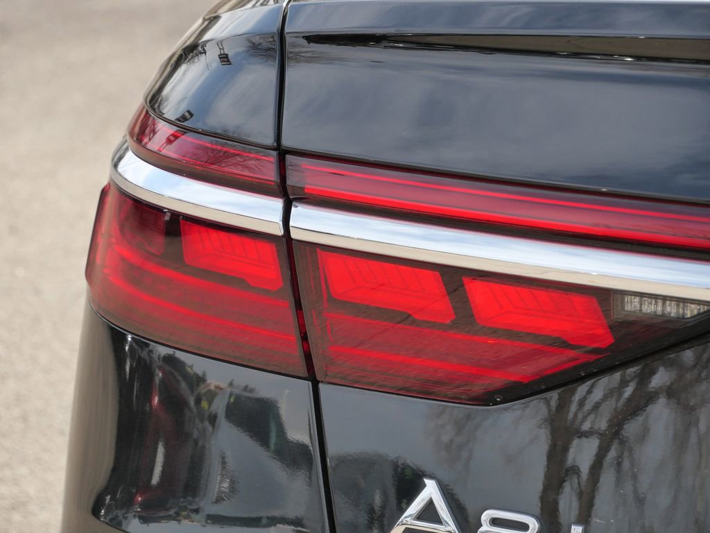Used 2019 Audi A8 L 3.0T w/ Luxury Package image 9