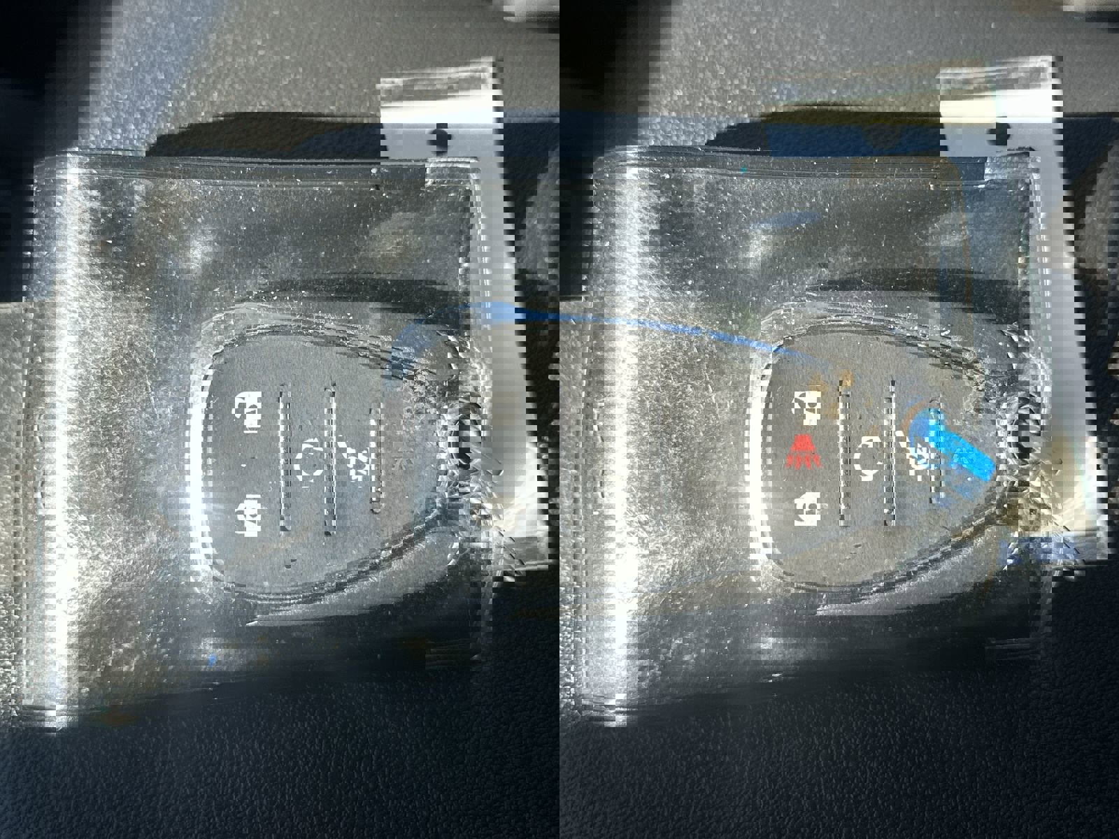 Used 2023 Chevrolet Equinox LT image 34