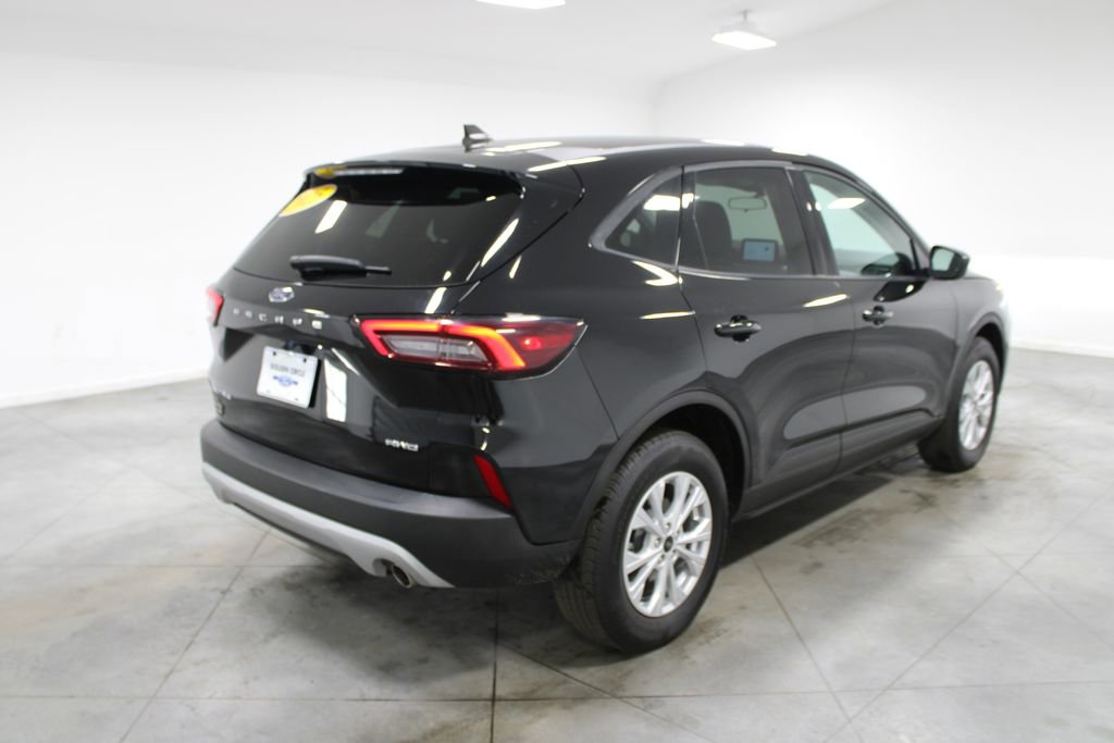 Used 2025 Ford Escape Active image 9