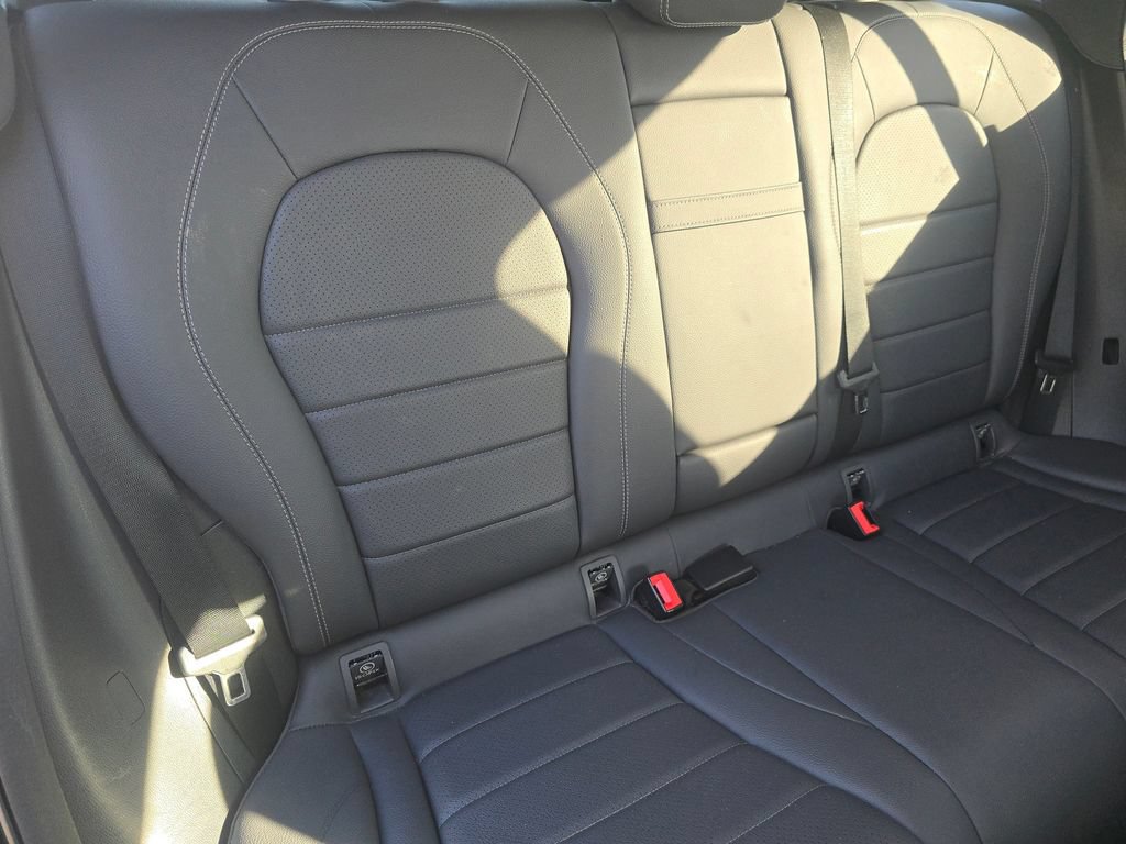 Used 2020 Mercedes-Benz GLC 300 4MATIC image 21