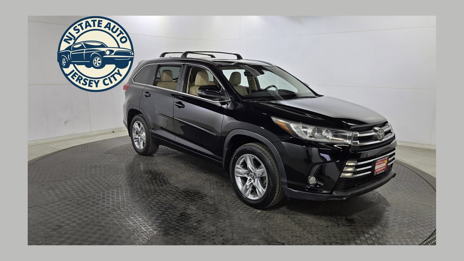 Used 2017 Toyota Highlander Limited w/ Protection Package #3 AWD/4WD image 1