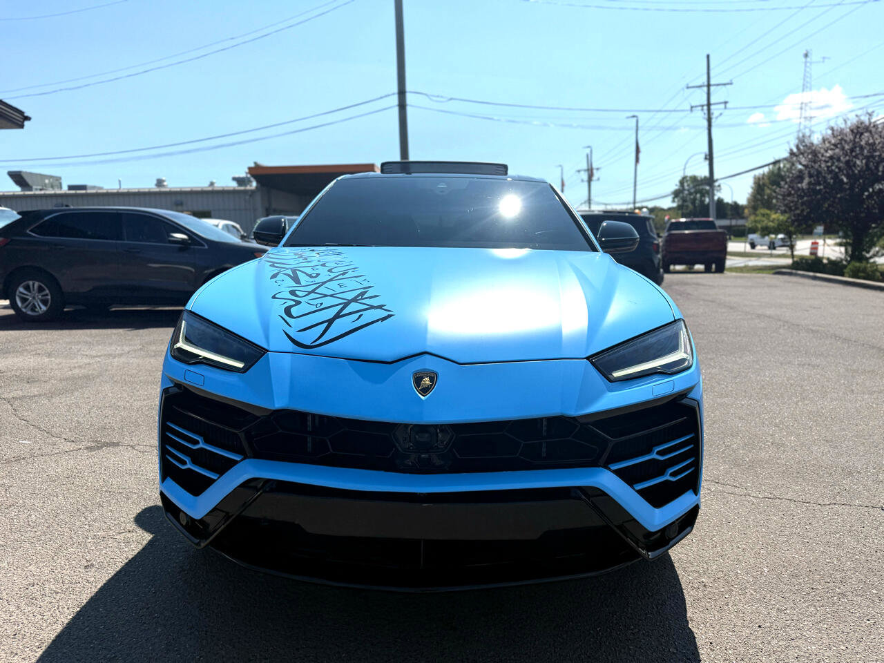 Used 2022 Lamborghini Urus image 2