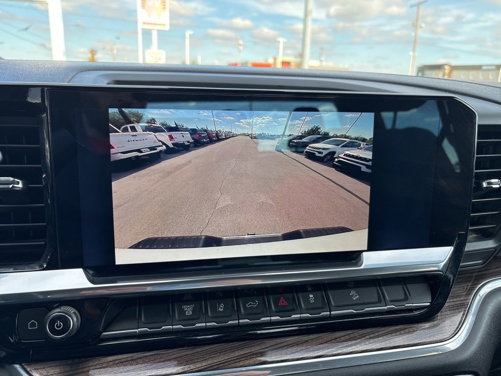 Used 2024 Chevrolet Silverado 2500 LT image 18