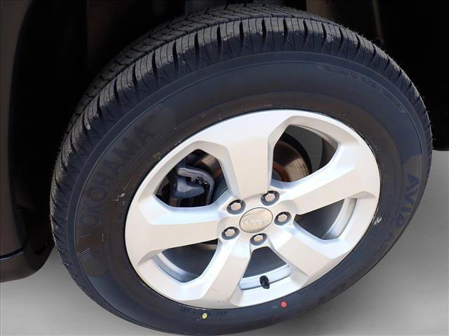 Used 2021 Jeep Compass Latitude w/ Convenience Group AWD/4WD image 7