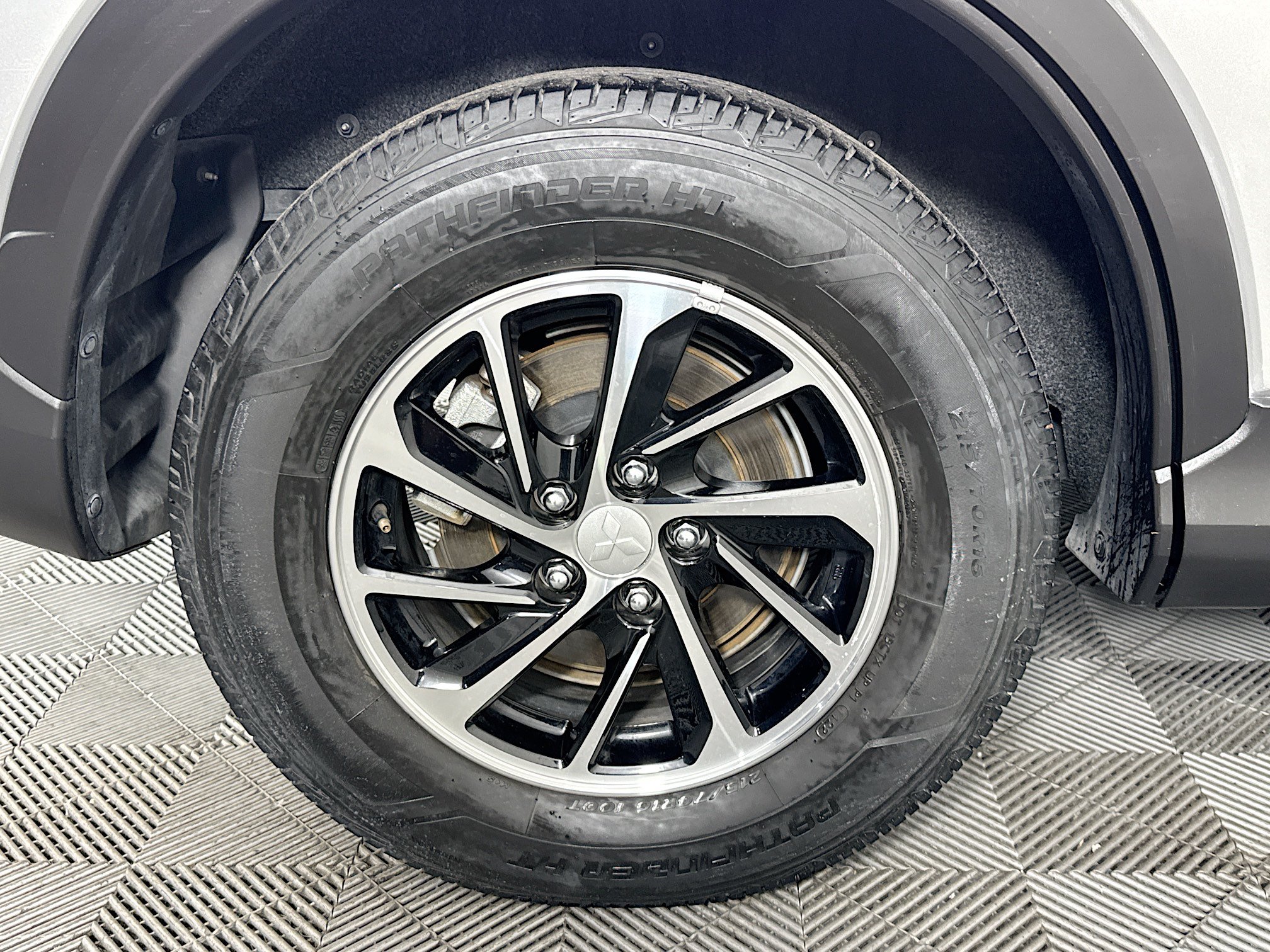 Used 2022 Mitsubishi Eclipse Cross ES AWD/4WD image 30