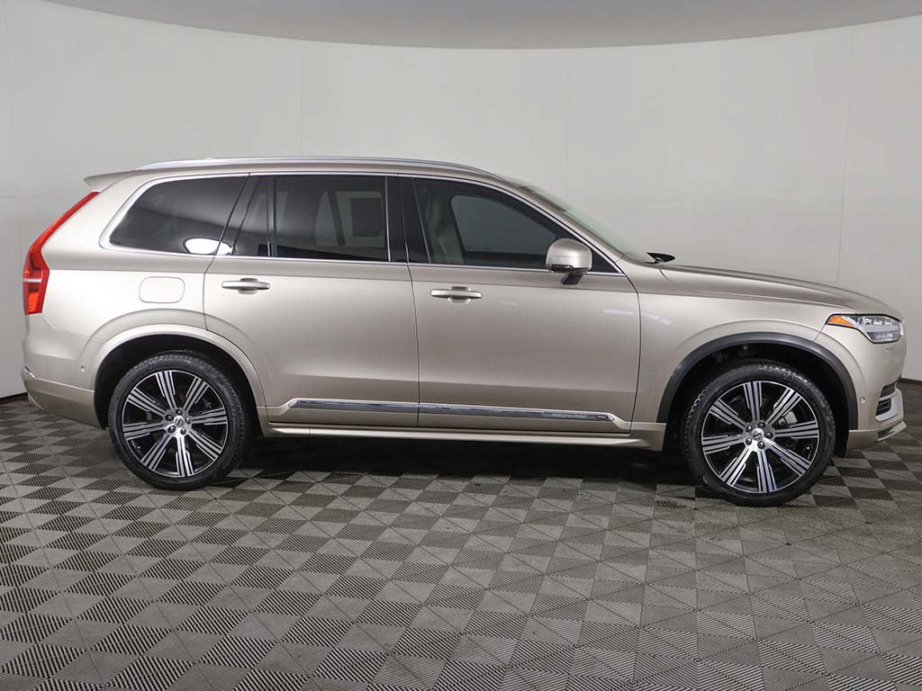 Used 2024 Volvo XC90 T8 Plus w/ Protection Package Premier AWD/4WD image 22