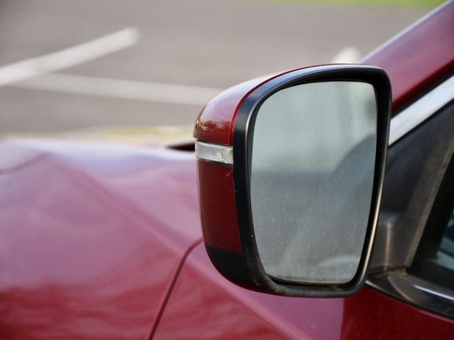 Used 2015 Nissan Rogue S image 17