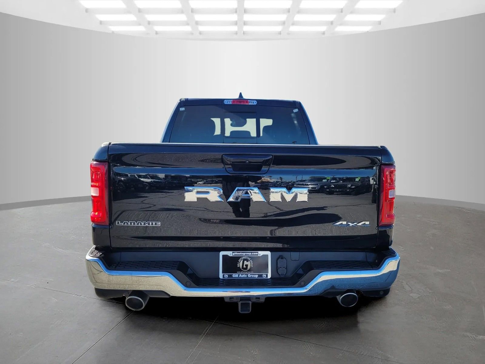 Used 2025 RAM 1500 Laramie image 5