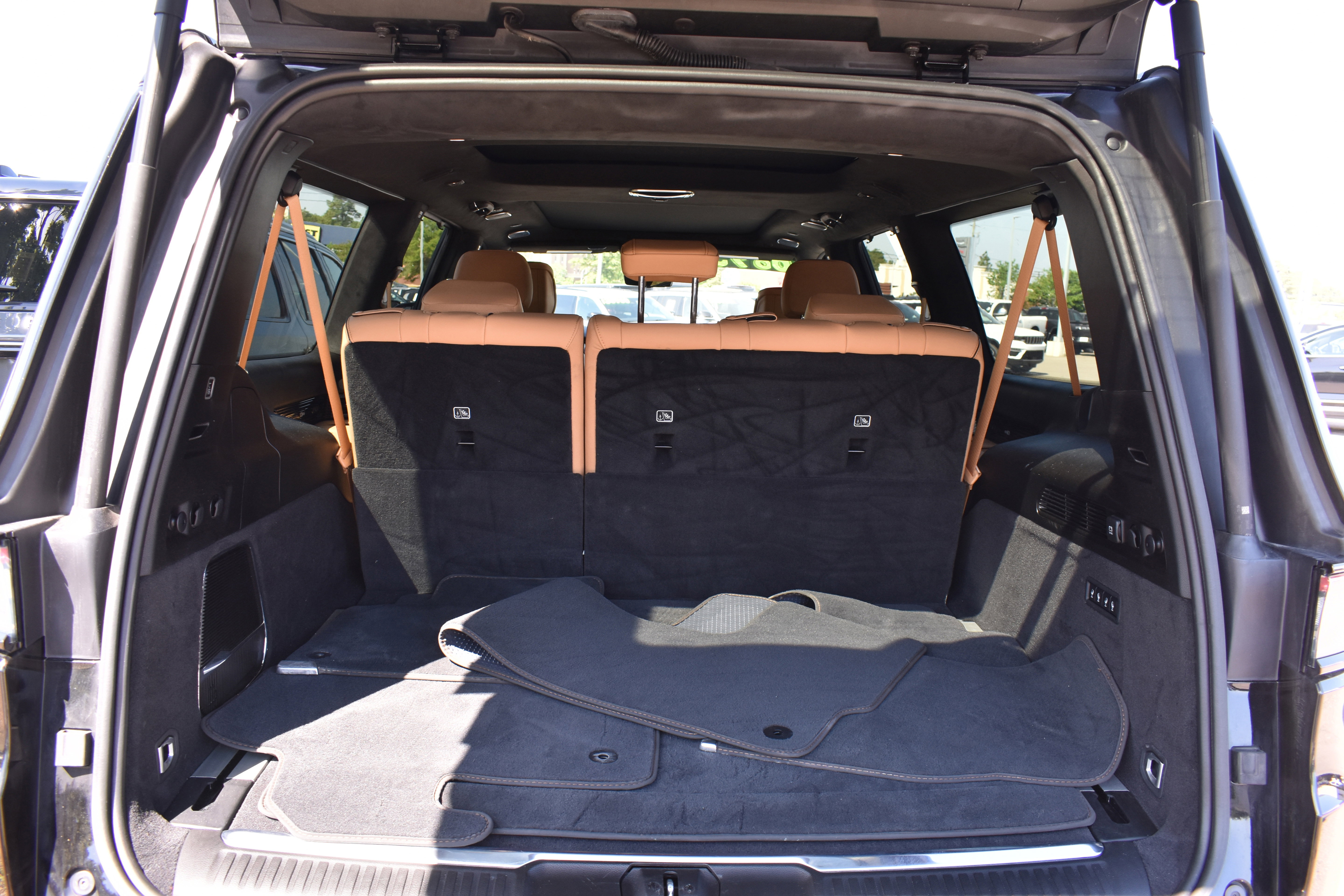 Used 2024 Jeep Grand Wagoneer L Series III w/ Rear Seat Video Group 1 AWD/4WD image 41