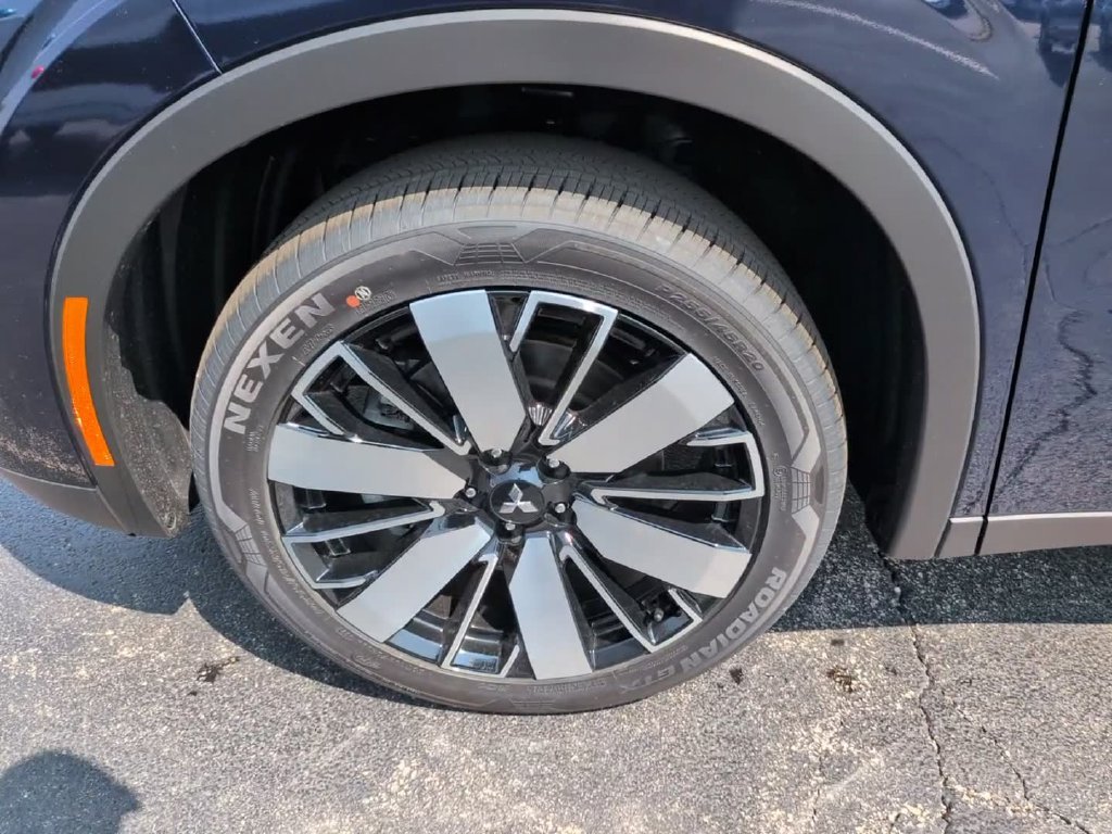 New 2026 Mitsubishi Outlander SE AWD/4WD image 10