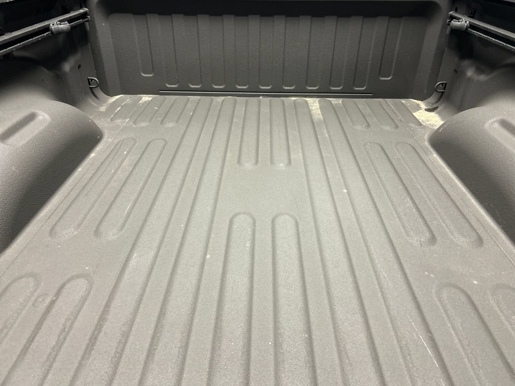 Used 2025 RAM 1500 Tradesman AWD/4WD image 24
