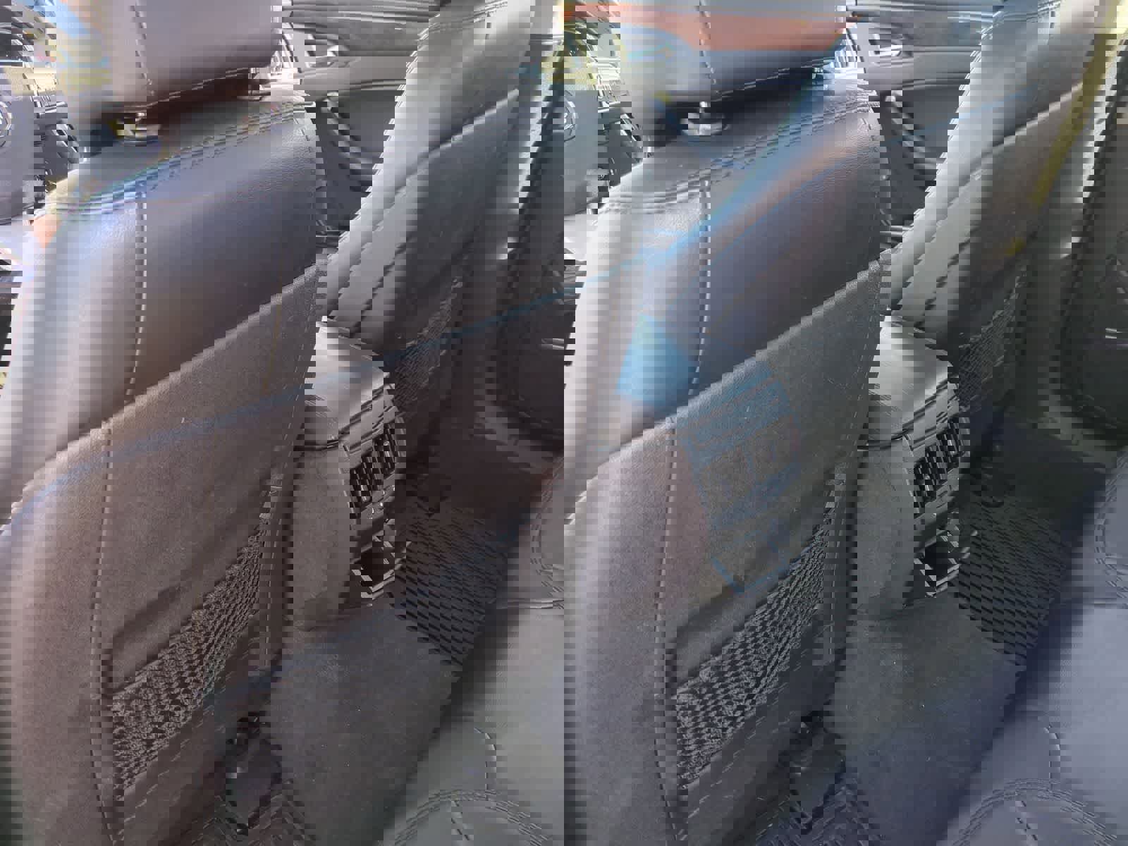 Used 2010 Cadillac CTS Luxury image 18